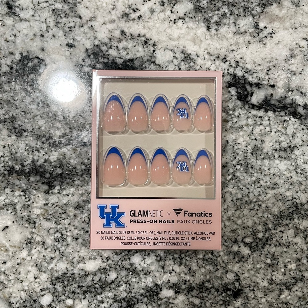 Glamnetic x Fanatics Press On Nails Kentucky Wildcats Almond Blue French Tips - Picture 6 of 6